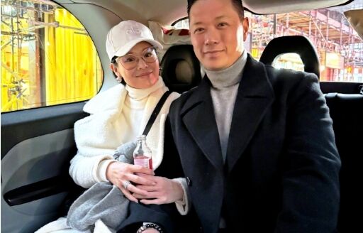 胡杏儿老公被曝与多位女子搂抱,结婚10年曾被称娱乐圈“模范夫妻”