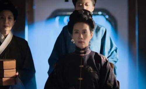 《雁回时》:古装复仇剧的新高峰与“疯女人”现象