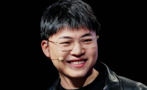 Uzi:即将入驻名人堂,传奇ADC的辉煌与期待