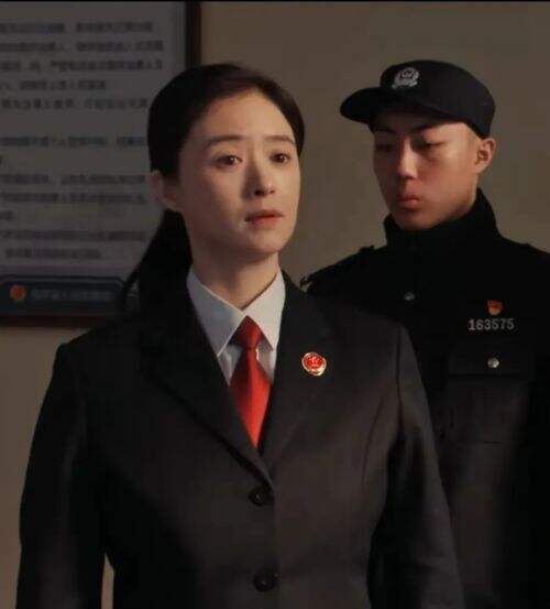 《以法之名》张译遭蒋欣“嫌弃”？郑雅萍视角揭晓洪亮转变